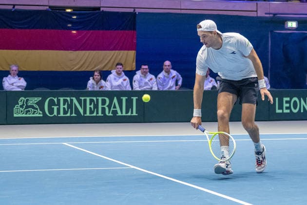 Jan Lennard Struff Team Germany wins the stopball Germany vs Peru, Tennis, Davis Cup, 01 round, 06 and 07 02 2026 Germany vs Peru, Tennis, Davis Cup, 01 round, 06 and 07 02 2026 Duesseldorf Copyright: xEibner-Pressefoto ThomasxHaeslerx EP_THR