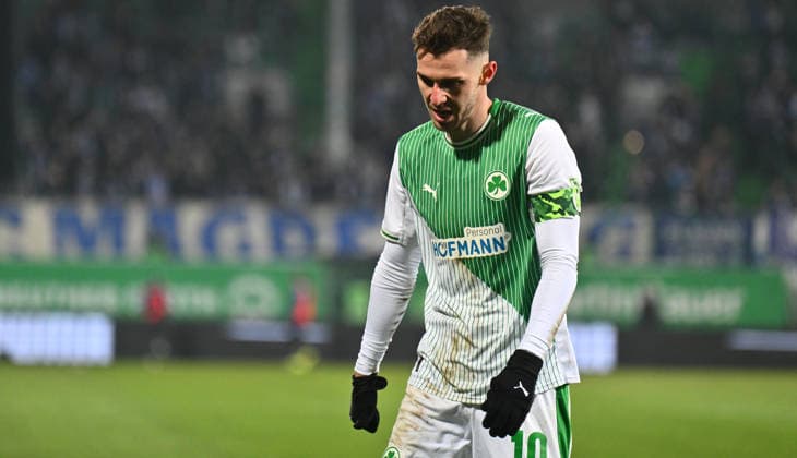 06 02 2026 Soccer Season 2025 2026 2 Soccer Bundesliga 21 Matchday SpVgg Greuther Fürth SGF Kleeblatt 1 FC Magdeburg FCM Sportfoto Zink xwoxzix DFL regulations prohibit any use of photographs as image sequences and or quasi video only for editorial use Branimir Hrgota 10, SpVgg Greuther Fürth disappointed disappointment
