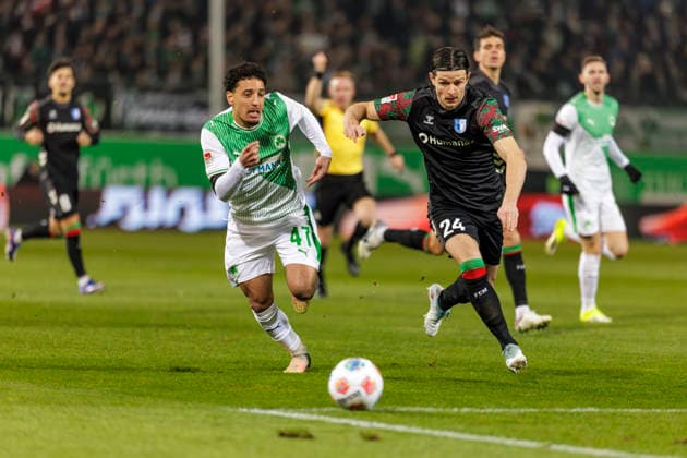 Fürth, Germany 06 February 2026 2 Liga 2025 2026 SpVgg Greuther Fürth vs 1 FC Magdeburg Pictured from left in duel Sayfallah Ltaiet SGF and Jean Hugonet FCM DFL regulations prohibit any use of photographs as image sequences and or quasi video Sportpark Ronhof Bayern Copyright: xFotostandx xSchäferx