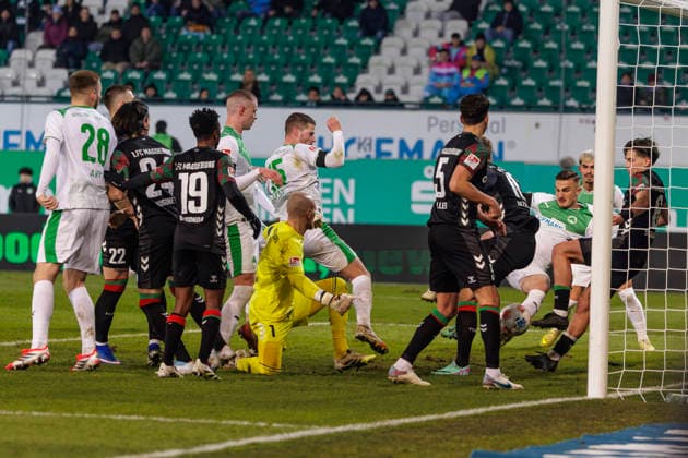 Fürth, Germany 06 February 2026 2 Liga 2025 2026 SpVgg Greuther Fürth vs 1 FC Magdeburg Im Bild 2 v re Jan Elvedi SGF macht das Tor zum 3 5 DFL regulations prohibit any use of photographs as image sequences and or quasi video Sportpark Ronhof Bayern Copyright: xFotostandx xSchäferx