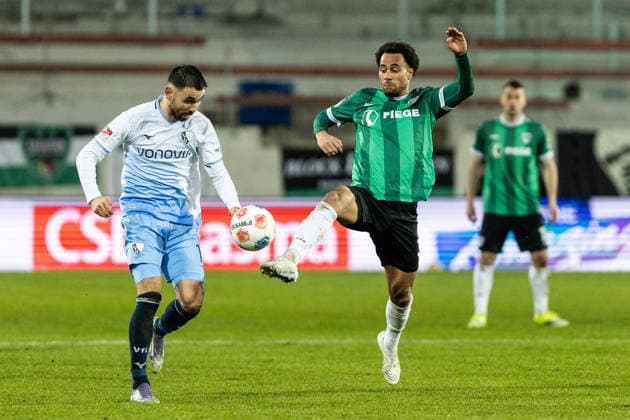 2 Fußball Bundesliga Preußen Münster VfL Bochum, 06 02 2026 Gerrit Holtmann VfL Bochum, 17 , Etienne Amenyido Preußen Münster, 30 2 Fußball Bundesliga Preußen Münster VfL Bochum, LVM Preußenstadion, Münster 06 02 2026 DFL regulations prohibit any use of photographs as image sequences and or quasi video Copyright: xBEAUTIFULxSPORTS Buriakovx