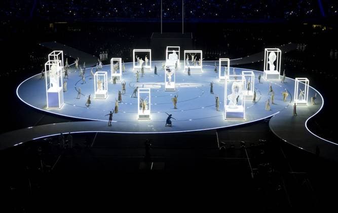 MILAN - Atmospheric scene during the opening ceremony of the Winter Olympics in the San Siro Stadium. IRIS VAN DEN BROEK ANP xVIxANPxSportx xxANPxIVx 549838844 originalFilename: 549838844.jpg