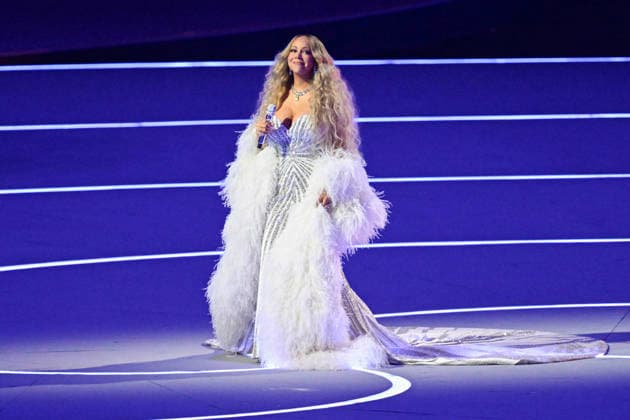 MILAN, ITALY 20260206 Mariah Carey sings at the Olympic Opening Ceremony at San Siro in Milan during the Milan Cortina Olympics. *** The image is included in the SPORTS PACKAGE. For others PAYMENT IMAGE ** MILANO ITALY x10070x *** MILAN, ITALY 20260206 Mariah Carey sings at the Olympic Opening Ceremony at San Siro in Milan during the Milan Cortina Olympics The image is included in the SPORTS PACKAGE For others PAYMENT IMAGE MILANO ITALY x10070x  Copyright: xJessicaxGow TTx OS 2026 INVIGNING MILANO