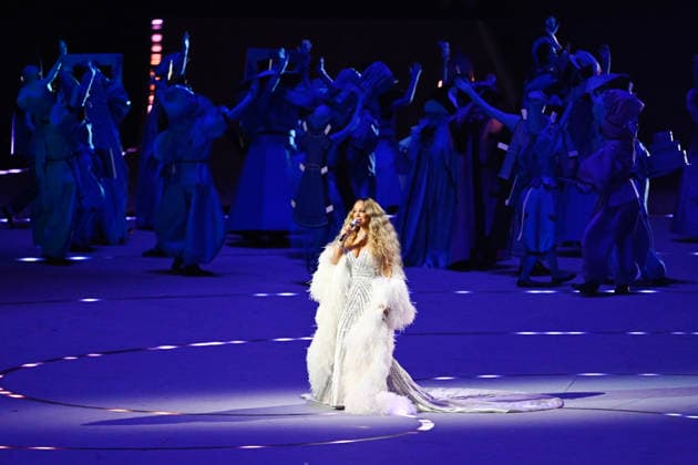 MILAN, ITALY 20260206 Mariah Carey sings at the Olympic Opening Ceremony at San Siro in Milan during the Milan Cortina Olympics. *** The image is included in the SPORTS PACKAGE. For others PAYMENT IMAGE ** MILANO ITALY x10070x *** MILAN, ITALY 20260206 Mariah Carey sings at the Olympic Opening Ceremony at San Siro in Milan during the Milan Cortina Olympics The image is included in the SPORTS PACKAGE For others PAYMENT IMAGE MILANO ITALY x10070x  Copyright: xJessicaxGow TTx OS 2026 INVIGNING MILANO