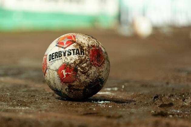 2 Fußball Bundesliga Preußen Münster VfL Bochum, 06 02 2026 Symbolic image, Match ball of 1 Bundesliga, Dirty, Derbystar 2 Fußball Bundesliga Preußen Münster VfL Bochum, LVM Preußenstadion, Münster 06 02 2026 DFL regulations prohibit any use of photographs as image sequences and or quasi video Copyright: xBEAUTIFULxSPORTS Buriakovx