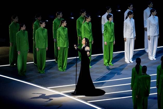 MILAN - Laura Pausini during the opening ceremony of the Winter Olympics at the San Siro Stadium. ROBIN VAN LONKHUIJSEN ANP xVIxANPxSportx xxANPxIVx 549841146 originalFilename: 549841146.jpg