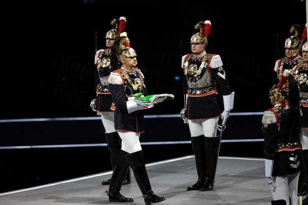 GIOCHI OLIMPICI - Olimpiadi Invernali Milano-Cortina 2026 - Opening Ceremony The Corraziere cuirassiers with italian flag during the Opening Ceremony of the Olympic Winter games, Winterspiele,Spiele, Summer games Milano-Cortina 2026 on February 06, 2026 at the Milano San Siro Olympic Stadium in Milan, Italy Cortina D Ampezzo Italy  Copyright: xIPAxSport ABACAx