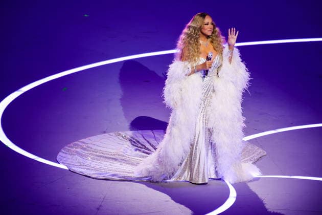 ITALY, MILAN - FEBRUARY 6, 2026: Singer Mariah Carey performs during a ceremony to open the 2026 Winter Olympic Games, Olympische Spiele, Olympia, OS at San Siro Stadium Opening Ceremony For 2026 Winter Olympic Games  - ZUMAt113 20260206_zaa_t113_483 Copyright: xPeterxKovalevx
