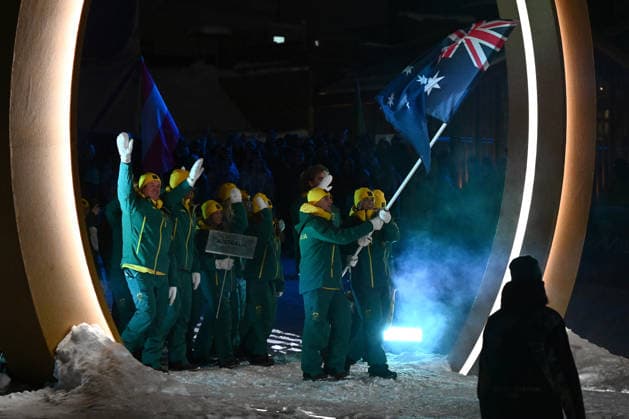 2026 WINTER Olympic Games, Olympische Spiele, Olympia, OS Flagbearers Matt Graham and Jakara Anthony lead team Australia during the Opening Ceremony of the 2026 Milano Cortina Winter Olympic Games at Livigno Snow Park, in Italy, Friday, February 6, 2026. ( NO ARCHIVING, EDITORIAL USE ONLY LVIGNO SONDRIO ITALY  Copyright: xDANxHIMBRECHTSx 20260207129739946437