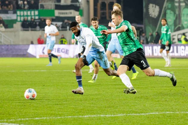 06 02 2026, xgrfx, Soccer 2 Bundesliga, Preußen Münster VfL Bochum v l Moritz Kwarteng VfL Bochum , Paul Jaeckel Preußen Münster DFL DFB REGULATIONS PROHIBIT ANY USE OF PHOTOGRAPHS as IMAGE SEQUENCES and or QUASI VIDEO Münster
