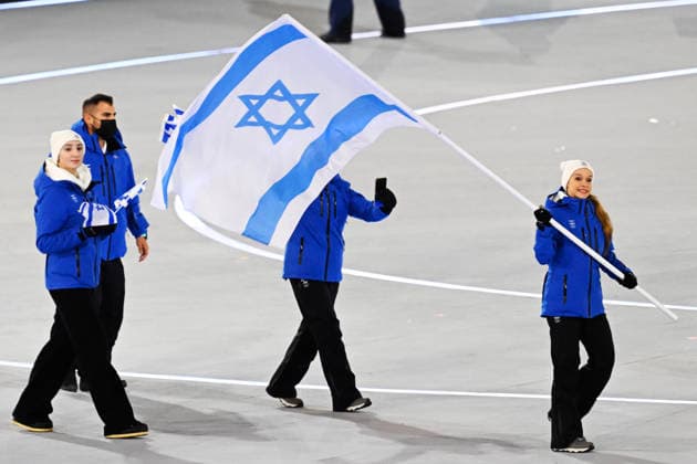 MILAN, ITALY 20260206 Israel marches in during the Olympic opening ceremony at San Siro in Milan during the Milan Cortina Olympics. *** The image is included in the SPORTS PACKAGE. For others PAYMENT IMAGE ** MILANO ITALY x10070x *** MILAN, ITALY 20260206 Israel marches in during the Olympic opening ceremony at San Siro in Milan during the Milan Cortina Olympics The image is included in the SPORTS PACKAGE For others PAYMENT IMAGE MILANO ITALY x10070x  Copyright: xJessicaxGow TTx OLYMPICS 2026 OPENING MILAN