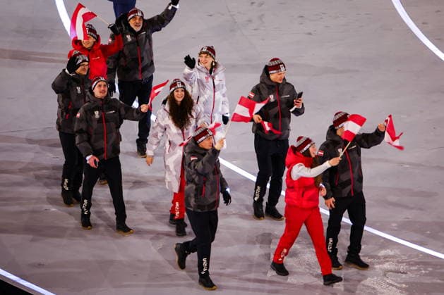 ITALY, MILAN - FEBRUARY 6, 2026: Members of the Olympic team of Austria emerge during a ceremony to open the 2026 Winter Olympic Games, Olympische Spiele, Olympia, OS at San Siro Stadium Opening Ceremony For 2026 Winter Olympic Games  - ZUMAt113 20260206_zaa_t113_527 Copyright: xPeterxKovalevx