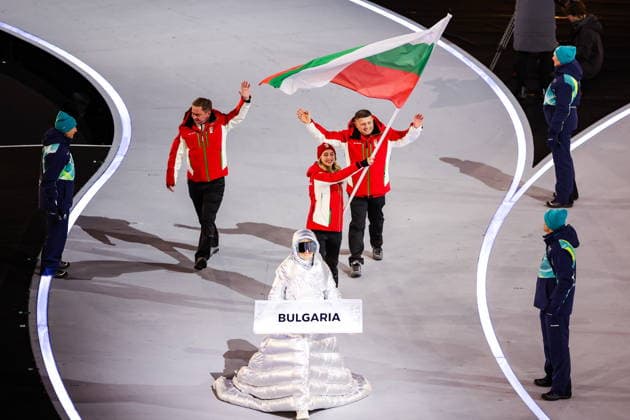 ITALY, MILAN - FEBRUARY 6, 2026: Members of the Olympic team of Bulgaria emerge during a ceremony to open the 2026 Winter Olympic Games, Olympische Spiele, Olympia, OS at San Siro Stadium. Peter Kovalev TASS  88299846