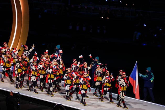 ITALY, MILAN - FEBRUARY 6, 2026: Members of the Olympic team of the Czech Republic emerge during a ceremony to open the 2026 Winter Olympic Games, Olympische Spiele, Olympia, OS at San Siro Stadium. Peter Kovalev TASS  88299852