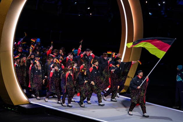 ITALY, MILAN - FEBRUARY 6, 2026: Members of the Olympic team of Germany emerge during a ceremony to open the 2026 Winter Olympic Games, Olympische Spiele, Olympia, OS at San Siro Stadium Opening Ceremony For 2026 Winter Olympic Games  - ZUMAt113 20260206_zaa_t113_548 Copyright: xPeterxKovalevx