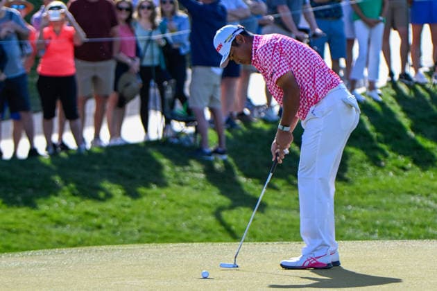 SCOTTSDALE, AZ - FEBRUARY 06: Hideki Matsuyama (JPN) sinks his birdie putt on 18 during the second round of the Waste Management Phoenix Open on February 6, 2026, at TPC Scottsdale, Scottsdale, Arizona. (Photo by Ken Murray Icon Sportswire) GOLF: FEB 06 PGA, Golf Herren WM Phoenix Open EDITORIAL USE ONLY Icon2602060222