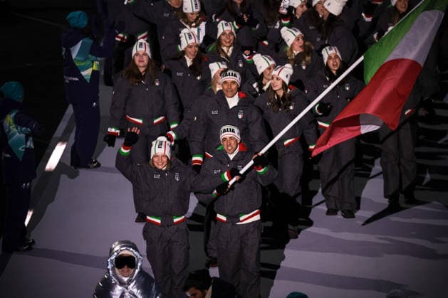 Parade of athletes of Italy during the Opening Ceremony of the Olympic Winter games, Winterspiele,Spiele, Summer games Milano-Cortina 2026 on February 06, 2026 at the Milano San Siro Olympic Stadium in Milan, Italy  Copyright: xLucianoxMariaxBisi IPAxSportx xipa-agency.netx xx IPA_71050984 IPA_Agency_IPA71050984
