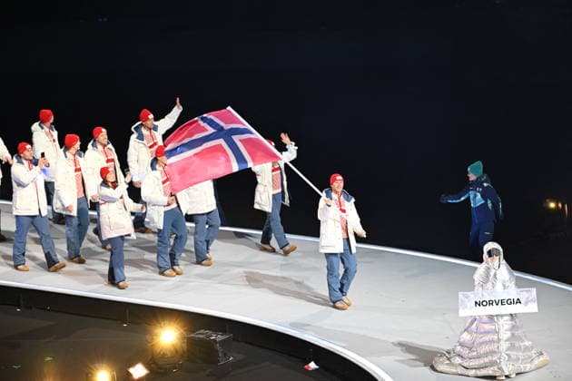 Winter Olympics - Flag Bearers At Opening Ceremony - Milan Flagbearer Peder Kongshaug of Team Norway leads the team in the athletes parade during the opening ceremony of the Milano Cortina 2026 Winter Olympic Games, Olympische Spiele, Olympia, OS at the San Siro stadium in Milan, Italy on February 6, 2026. Photo by JMP ABACAPRESS.COM Milan Italy  Copyright: xJMP ABACAx
