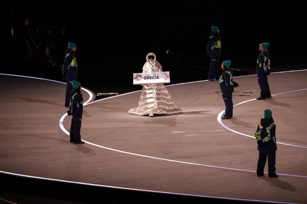 GIOCHI OLIMPICI - Olimpiadi Invernali Milano-Cortina 2026 - Opening Ceremony Parade of athletes of Greece during the Opening Ceremony of the Olympic Winter games, Winterspiele,Spiele, Summer games Milano-Cortina 2026 on February 06, 2026 at the Milano San Siro Olympic Stadium in Milan, Italy Cortina D Ampezzo Italy  Copyright: xIPAxSport ABACAx
