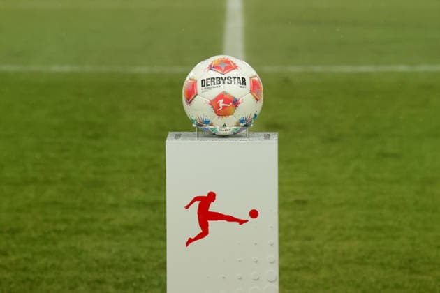 06 02 2026, xgrfx, Fußball 2 Bundesliga, Preußen Münster VfL Bochum v l Bundesliga Spielball von Derbystar Saison 2025 2026, Symbolbild, Symbolfoto DFL DFB REGULATIONS PROHIBIT ANY USE OF PHOTOGRAPHS as IMAGE SEQUENCES and or QUASI VIDEO Münster