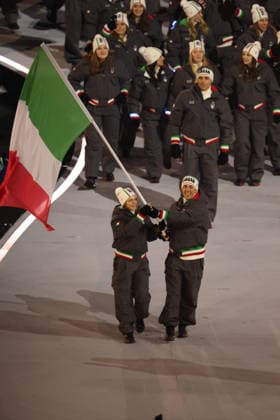 February 6, 2026, Milan, Lombardy, Italy: Flagbearers ARIANNA FONTANA and FEDERICO PELLEGRINO of Team Italy walk in the athlete parade with their team during the Opening Ceremony of the XXV Winter Olympic Games, Olympische Spiele, Olympia, OS commonly know as the Milano Cortina 2026 Winter Olympic Games. Milan Italy - ZUMAc179 20260206_oly_c179_162 Copyright: xMickaelxChavetx