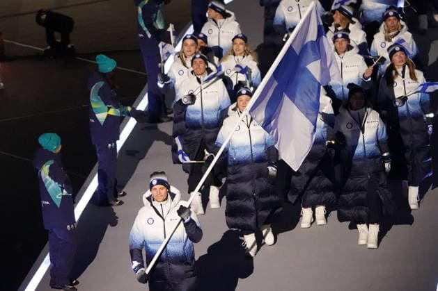 Milano Cortina, 2026 , Winter Olympic Games, Olympische Spiele, Olympia, OS Olympische Winterspiele 2026 ,Eröffnungsfeier, Opening Ceremony Finnland, Finland, FIN; Finnish ,Mikko Lehtonen, Fahnenträger, Flag Bearer Photocopyright Gladys Chai von der Laage *** Milano Cortina, 2026 , Winter Olympic Games, Winter Olympic Games 2026 ,Opening Ceremony Finland, FIN Finnish ,Mikko Lehtonen, Flag Bearer Photocopyright Gladys Chai von der Laage