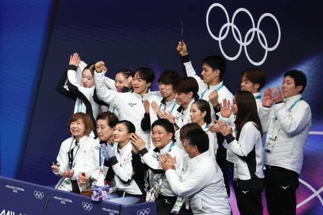 Japan team group, Mannschaftsbild, Totale (JPN), FEBRUARY 6, 2026 - Figure skating, Eiskunstlauf : Team Women s Short Program during the Milano Cortina 2026 Olympic Winter games, Winterspiele,Spiele, Summer games at Milano Ice Skating Arena in Milan, Italy. Noxthirdxpartyxsales  aflo_318758070