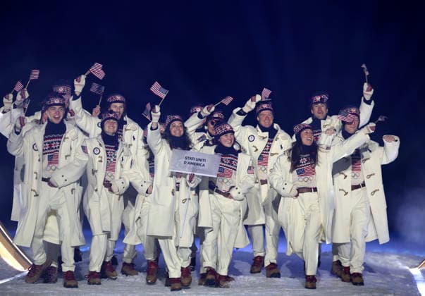 (260207) -- PREDAZZO, Feb. 7, 2026 -- The delegation of the United States parades into the Predazzo Ski jumping, Skispringen, Ski, nordisch Stadium during the opening ceremony of the Milan-Cortina 2026 Olympic Winter games, Winterspiele,Spiele, Summer games in Predazzo, Italy, Feb. 6, 2026. ) (MICO2026)ITALY-MILAN-CORTINA 2026-OLYMPIC WINTER GAMES-OPENING CEREMONY HuangxWei 
