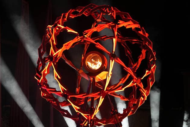 (260207) -- CORTINA D AMPEZZO, Feb. 7, 2026 -- The cauldron of the Milan-Cortina 2026 Olympic Winter games, Winterspiele,Spiele, Summer games is lit in Piazza Angelo Dibona in Cortina, Italy, Feb. 6, 2026. ) (MICO2026)ITALY-MILAN-CORTINA 2026-OLYMPIC WINTER GAMES-OPENING CEREMONY LixGang 