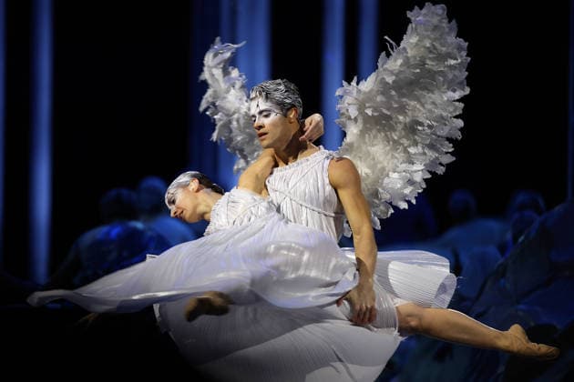 260206 -- MILAN, Feb. 6, 2026 -- A duet on the myth of Cupid and Psyche is staged during the opening ceremony of the Milan-Cortina 2026 Olympic Winter games, Winterspiele,Spiele, Summer games at the San Siro Olympic Stadium in Milan, Italy, Feb. 6, 2026. MICO2026ITALY-MILAN-CORTINA 2026-OLYMPIC WINTER GAMES-OPENING CEREMONY LixMing  (MICO2026)ITALY-MILAN-CORTINA 2026-OLYMPIC WINTER GAMES-OPENING CEREMONY IMAGO LixMing  imago images 0847008820