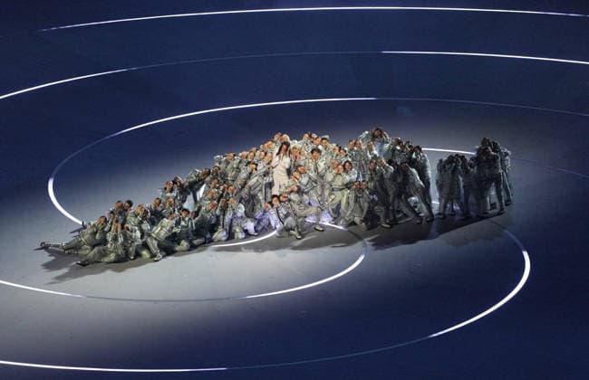 (260207) -- MILAN, Feb. 7, 2026 -- Artists perform during the opening ceremony of the Milan-Cortina 2026 Olympic Winter games, Winterspiele,Spiele, Summer games at the San Siro Olympic Stadium in Milan, Italy, Feb. 6, 2026. ) (MICO2026)ITALY-MILAN-CORTINA 2026-OLYMPIC WINTER GAMES-OPENING CEREMONY XuexYuge 