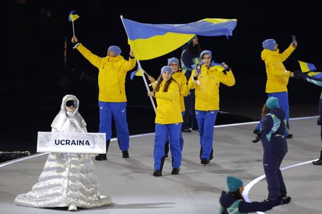 Milano Cortina 2026, Russian Anastasia Kucherova wore the Ukraine shield at the opening ceremony