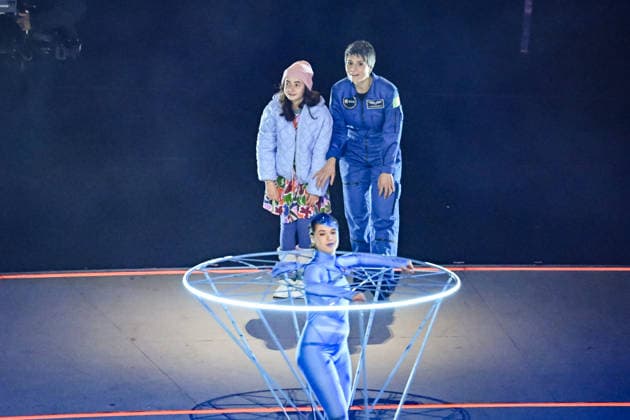 Winter Olympic Games, Olympische Spiele, Olympia, OS Milano Cortina 2026 Opening night - Final Show San Siro Stadium - Milan, Italy guest;Samantha Cristoforetti Winter Olympic Games Milano Cortina 2026 Opening night - Final Show San Siro Stadium - Milan, Italy 6th February 2026 SGPItalia id 134457_005 Not Exclusive  Copyright: xALFONSOxCATALANO SGPITALIAx