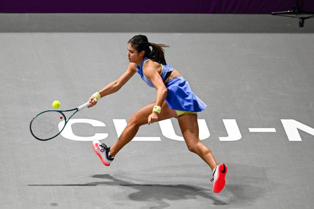 Transylvania Open 2026 - WTA, Tennis Damen 250 Tournament - Semi-finals Emma Raducanu plays during the Transylvania Open 2026 Semi-finals at BT Arena in Cluj-Napoca, Romania, on February 6, 2026. Cluj-Napoca Romania  Copyright: xFlaviuxBuboix originalFilename:buboi-notitle260206_np7Di.jpg