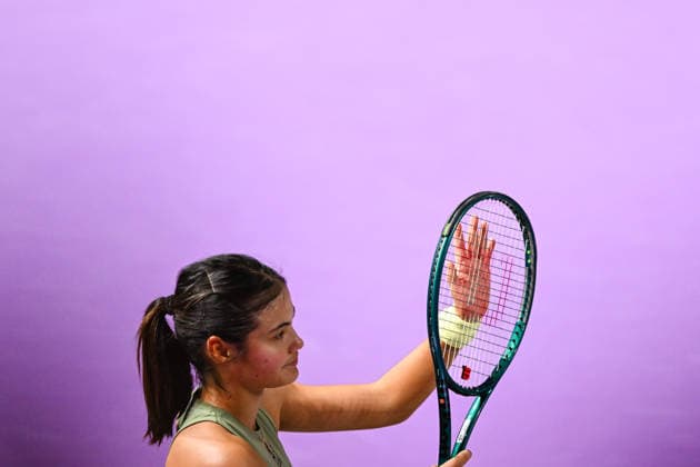 Transylvania Open 2026 - WTA, Tennis Damen 250 Tournament - Semi-finals Emma Raducanu plays during the Transylvania Open 2026 Semi-finals at BT Arena in Cluj-Napoca, Romania, on February 6, 2026. Cluj-Napoca Romania  Copyright: xFlaviuxBuboix originalFilename:buboi-notitle260206_npycR.jpg