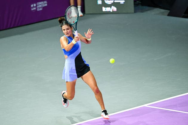 Transylvania Open 2026 - WTA, Tennis Damen 250 Tournament - Semi-finals Emma Raducanu plays during the Transylvania Open 2026 Semi-finals at BT Arena in Cluj-Napoca, Romania, on February 6, 2026. Cluj-Napoca Romania  Copyright: xFlaviuxBuboix originalFilename:buboi-notitle260206_npiAu.jpg