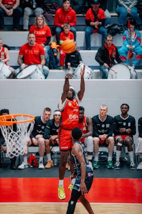 BB 2BL SBB Baskets Eisbaeren Bremerhaven DeVondre Malik SBB Baskets during the 2025 2026 season in the 2 Barmer Basketball Bundesliga Pro A on matchday 21 SBB Baskets and Eisbaeren Bremerhaven at the Wolfgang Lakenmacher Halle on February 6, 2026 in Magdeburg, Sachsen Anhalt, Germany