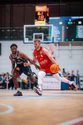 BB 2BL SBB Baskets Eisbaeren Bremerhaven Martin Bogdanov SBB Baskets , Elijah Jahi Miller Eisbaeren Bremerhaven during the 2025 2026 season in the 2 Barmer Basketball Bundesliga Pro A on matchday 21 SBB Baskets and Eisbaeren Bremerhaven at the Wolfgang Lakenmacher Halle on February 6, 2026 in Magdeburg, Sachsen Anhalt, Germany