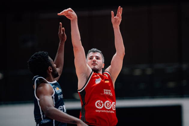 BB 2BL SBB Baskets Eisbaeren Bremerhaven Martin Bogdanov SBB Baskets during the 2025 2026 season in the 2 Barmer Basketball Bundesliga Pro A on matchday 21 SBB Baskets and Eisbaeren Bremerhaven at the Wolfgang Lakenmacher Halle on February 6, 2026 in Magdeburg, Saxony-Anhalt, Germany