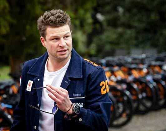 MILAN - Sven Kramer arrives for the opening of the TeamNL House. The House is where Dutch people gather during the Winter Olympics to celebrate, among other things, the successes of Dutch athletes. ROBIN VAN LONKHUIJSEN ANP xVIxANPxSportx xxANPxIVx 549899238 originalFilename: 549899238.jpg
