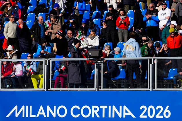 Winter Olympics in Milan Cortina 2026 Bormio, Italy 20260207. Audience in the stands before Saturday s men s alpine downhill at the Winter Olympics in Milan Cortina 2026 Photo: Cornelius Poppe NTB Bormio Italy EDITORIAL USE ONLY. RESTRICTED USE FOR BETTING COMPANIES Ref:_SPOmKbZWYzuMr0.jpg *** Winter Olympics in Milan Cortina 2026 Bormio, Italy 20260207 Audience in the stands before Saturday s men s alpine downhill at the Winter Olympics in Milan Cortina 2026 Photo Cornelius Poppe NTB Bormio Italy EDITORIAL USE ONLY RESTRICTED USE FOR BETTING COMPANIES  Copyright: xCorneliusxPoppex xNTBx