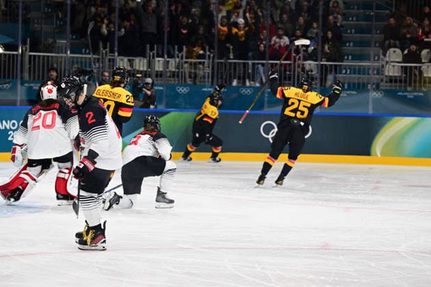 Goal celebration 2:0 from Emily Nix 17 (Germany), Ice hockey, Eishockey Women™s Prelim Round Group B, Germany - Japan, Milano Cortina 2026 Olympic Games, Olympische Spiele, Olympia, OS 07-02-2026 *** Goal celebration 2 0 from Emily Nix 17 Germany , Ice Hockey Women™s Prelim Round Group B, Germany Japan, Milano Cortina 2026 Olympic Games 07 02 2026 Copyright: HMBxMedia MarcxNiemeyer