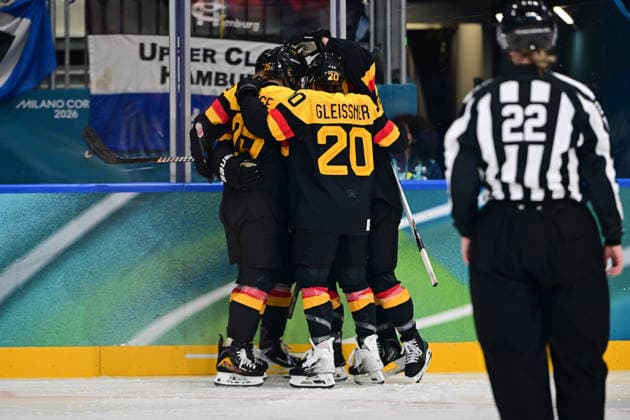 Goal celebration 2:0 from Emily Nix 17 (Germany), Ice hockey, Eishockey Women™s Prelim Round Group B, Germany - Japan, Milano Cortina 2026 Olympic Games, Olympische Spiele, Olympia, OS 07-02-2026 *** Goal celebration 2 0 from Emily Nix 17 Germany , Ice Hockey Women™s Prelim Round Group B, Germany Japan, Milano Cortina 2026 Olympic Games 07 02 2026 Copyright: HMBxMedia MarcxNiemeyer