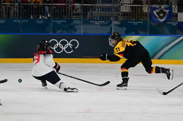 Goal 3:0 from Nicola Hadraschek 11 (Germany), Ice hockey, Eishockey Women™s Prelim Round Group B, Germany - Japan, Milano Cortina 2026 Olympic Games, Olympische Spiele, Olympia, OS 07-02-2026 *** Goal 3 0 from Nicola Hadraschek 11 Germany , Ice Hockey Women™s Prelim Round Group B, Germany Japan, Milano Cortina 2026 Olympic Games 07 02 2026 Copyright: HMBxMedia MarcxNiemeyer