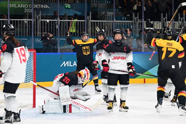 Goal celebration 3:0 from Nicola Hadraschek 11 (Germany), Ice hockey, Eishockey Women™s Prelim Round Group B, Germany - Japan, Milano Cortina 2026 Olympic Games, Olympische Spiele, Olympia, OS 07-02-2026 *** Goal celebration 3 0 from Nicola Hadraschek 11 Germany , Ice Hockey Women™s Prelim Round Group B, Germany Japan, Milano Cortina 2026 Olympic Games 07 02 2026 Copyright: HMBxMedia MarcxNiemeyer