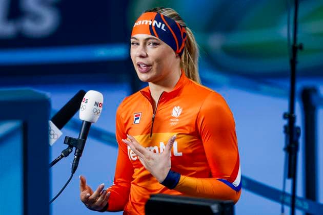 Jutta Leerdam of the Netherlands speaking with journalist Around the Games, Milano Cortina 2026 Winter Olympics: Day 1, Speed skating, Eisschnelllauf - Milano Cortina 2026 Winter Olympics: Day 1, Milano Speed Skating Stadium, February 7, 2026, Milan, Italy.