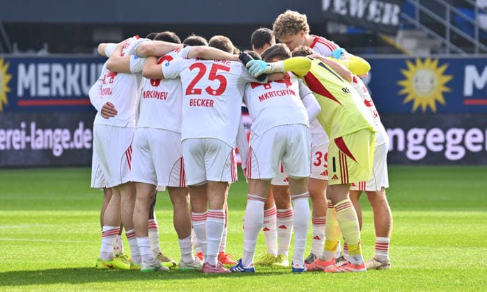 07 02 2026 Soccer Season 2025 2026 2 Soccer Bundesliga 21 Matchday SC Paderborn 07 SCP 1 FC Nürnberg FCN Club Sportfoto Zink xwoxzix DFL regulations prohibit any use of photographs as image sequences and or quasi video only for editorial use Teamkreis Mannschaft Team FCN