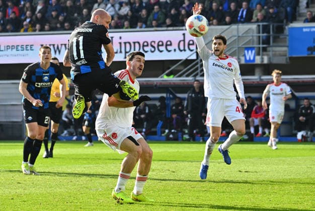 07 02 2026 Soccer Season 2025 2026 2 Soccer Bundesliga 21 Matchday SC Paderborn 07 SCP 1 FC Nürnberg FCN Club Sportfoto Zink xwoxzix DFL regulations prohibit any use of photographs as image sequences and or quasi video only for editorial use Sven Michel 11, SC Paderborn 07 Luka Lochoshvili 24, 1 FC Nürnberg FCN Chance Torchance