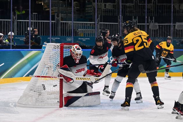Goal 4:0 Nicola Hadraschek, Ice hockey, Eishockey Women™s Prelim Round Group B, Germany - Japan, Milano Cortina 2026 Olympic Games, Olympische Spiele, Olympia, OS 07-02-2026 *** Goal 4 0 Nicola Hadraschek, Ice Hockey Women™s Prelim Round Group B, Germany Japan, Milano Cortina 2026 Olympic Games 07 02 2026 Copyright: HMBxMedia MarcxNiemeyer