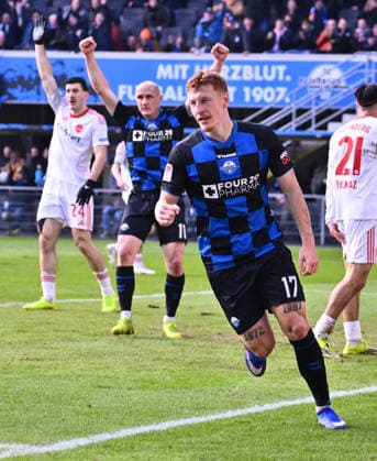 07 02 2026 Soccer Season 2025 2026 2 Soccer Bundesliga 21 Matchday SC Paderborn 07 SCP 1 FC Nürnberg FCN Club Sportfoto Zink xwoxzix DFL regulations prohibit any use of photographs as image sequences and or quasi video only for editorial use Torjubel Jubel nach Treffer Tor Torschuß zum 2 0 durch Laurin Curda 17, SC Paderborn 07